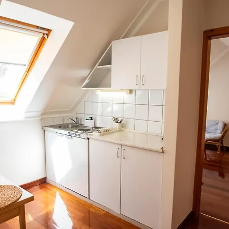 Mooi Panzio Bed & Breakfast 3*