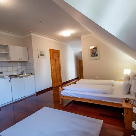 Mooi Panzio Bed & Breakfast