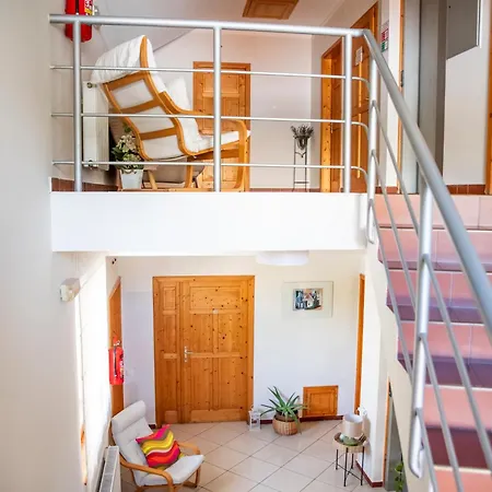 Bed & Breakfast Mooi Panzio 3*